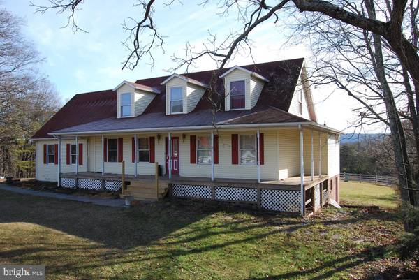 8570 BLOOMERY PIKE, Paw Paw, WV 25434