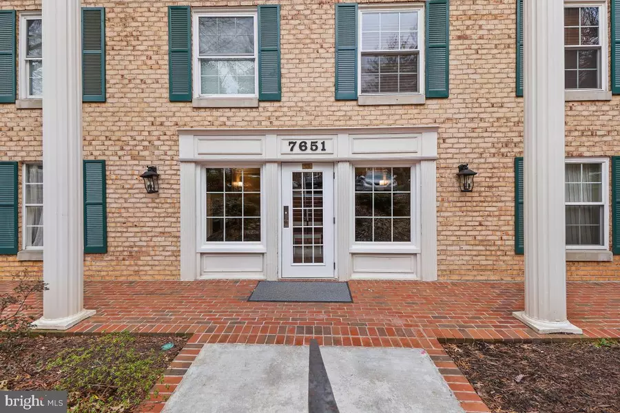 7651 TREMAYNE PL #307, Mclean, VA 22102