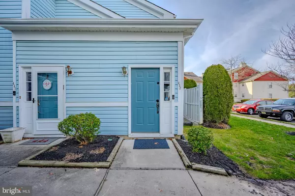 452 STEEPLECHASE CT, Woodbury, NJ 08096