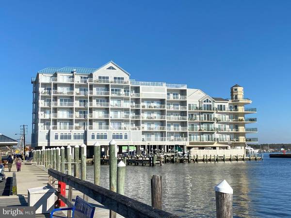 1021 W MAIN ST #204, Crisfield, MD 21817