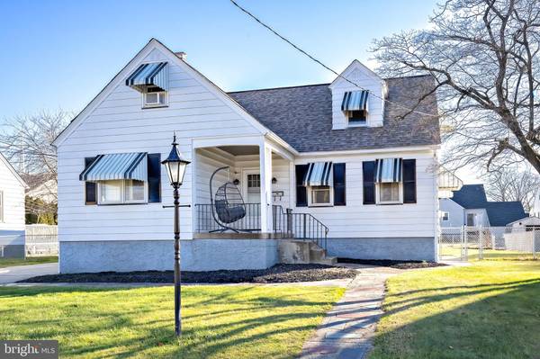 20 5TH AVE, Mount Ephraim, NJ 08059