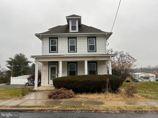 407 E CHESTNUT ST, Lebanon, PA 17042