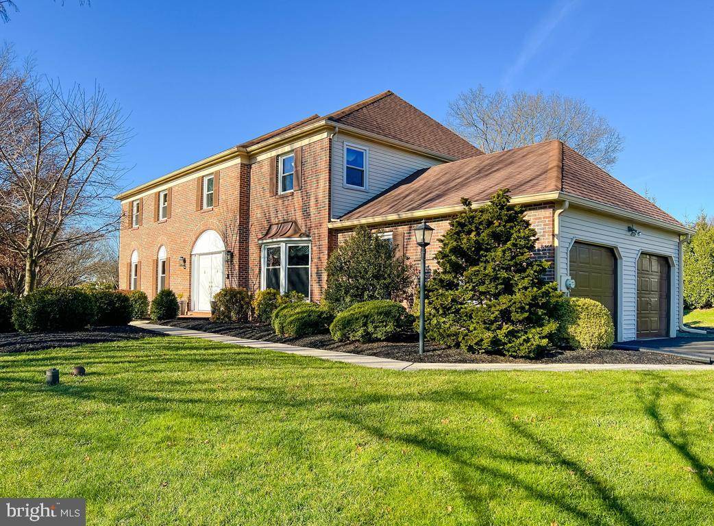 Yardley, PA 19067,751 CANTERBURY DR
