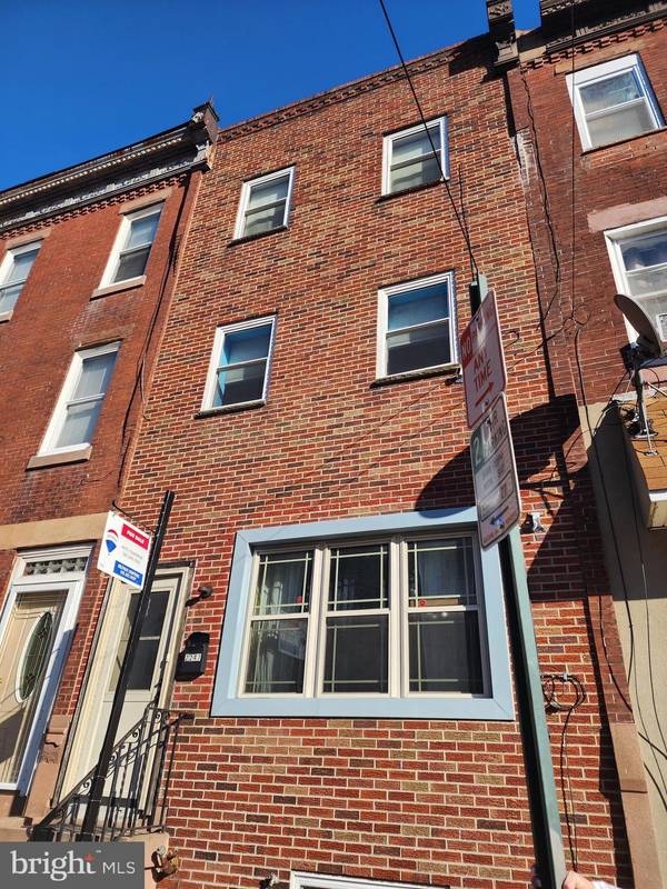 2247 S 15TH ST, Philadelphia, PA 19145