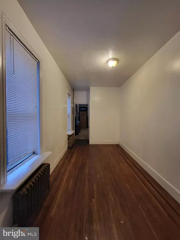 Reading, PA 19602,1712 PERKIOMEN AVE