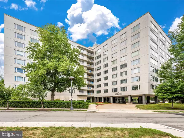 2475 VIRGINIA AVE NW #513, Washington, DC 20037