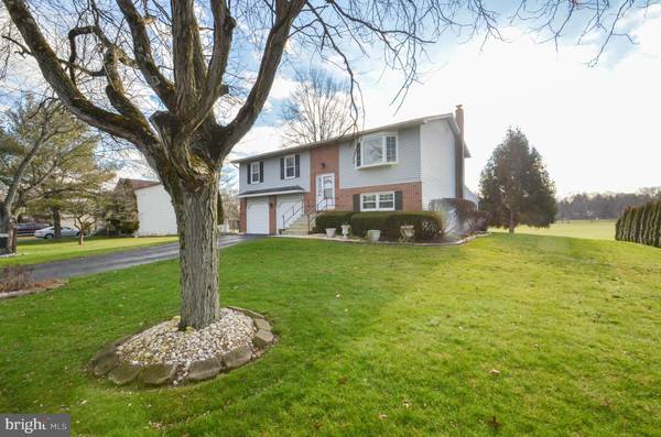 Whitehall, PA 18052,1951 PIERCE DR