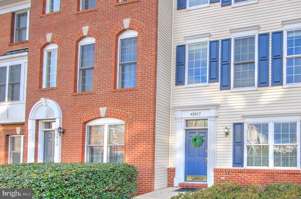 Chantilly, VA 20152,42817 SMALLWOOD TER