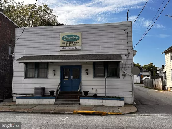 51 JOHN ST, Westminster, MD 21157