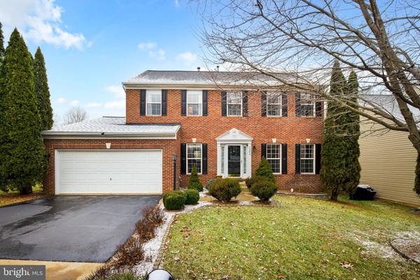 5294 GUNSTON HALL DR, Woodbridge, VA 22193