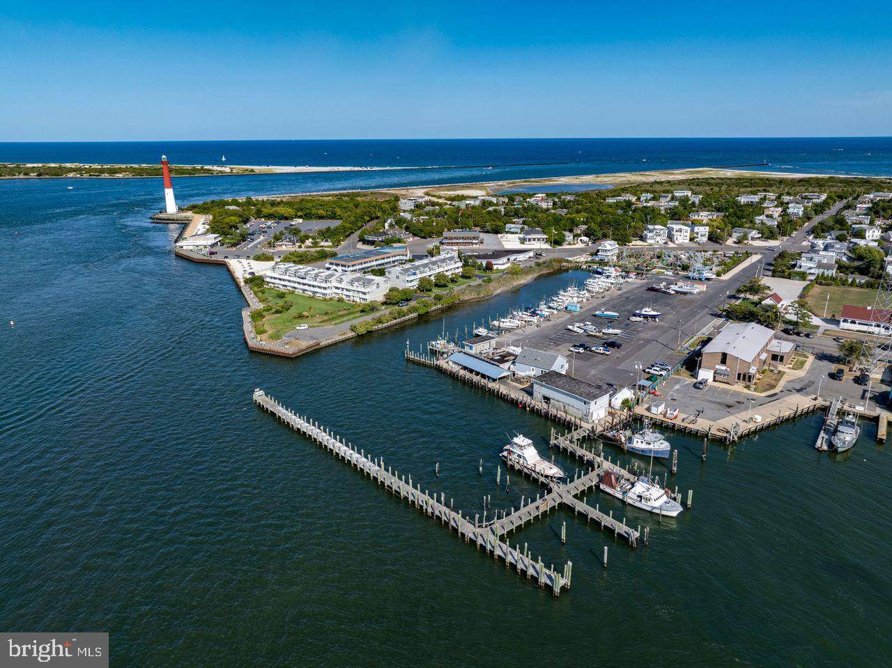 Barnegat Light, NJ 08006,19 W 6TH ST