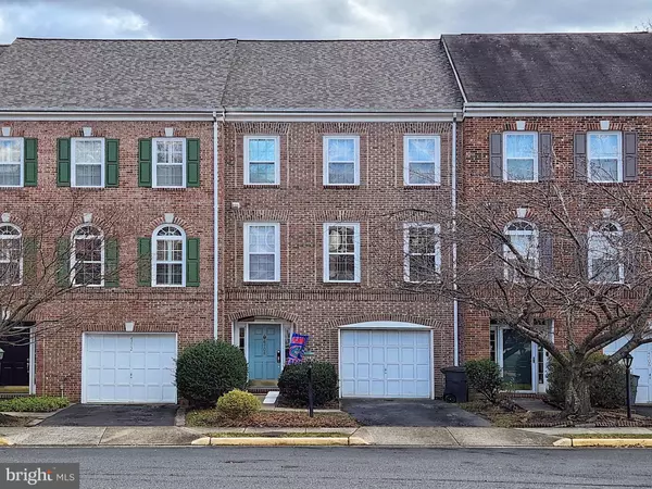 4708 BIDEFORD SQ, Fairfax, VA 22030