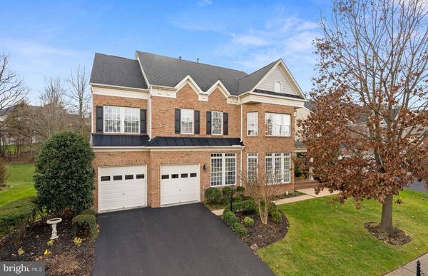 42821 HERITAGE OAK CT, Broadlands, VA 20148