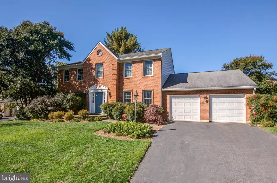 9508 LIBERTY TREE LN, Vienna, VA 22182