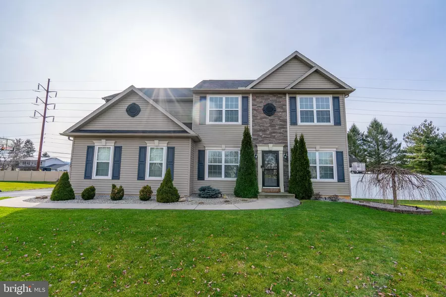 6560 CARMEL DR, Macungie, PA 18062