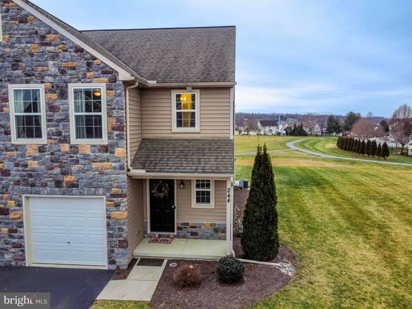 244 S VILLAGE CIR, Palmyra, PA 17078