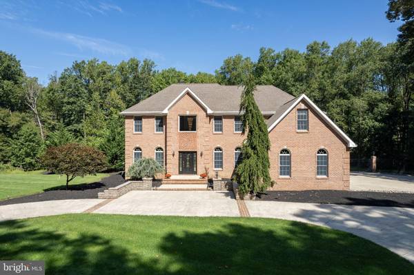 5 WOODVIEW CT, Columbus, NJ 08022