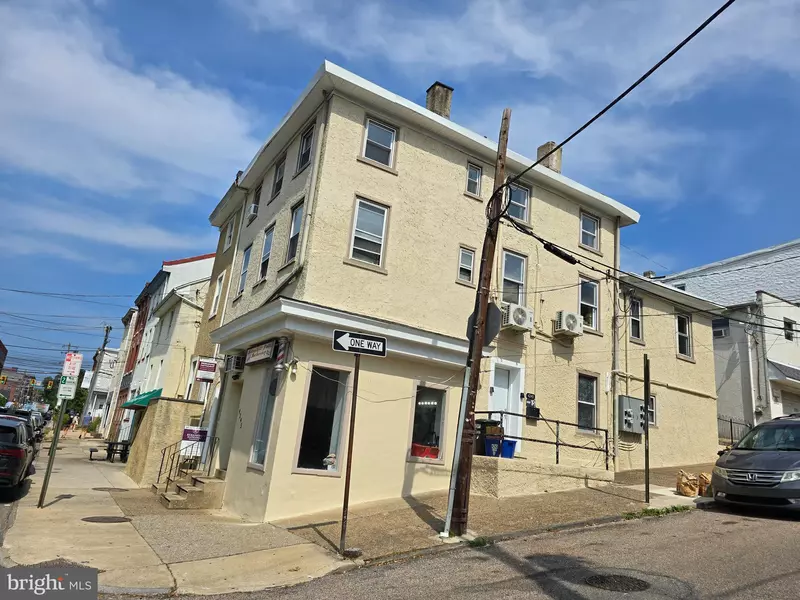 4245 RIDGE AVE, Philadelphia, PA 19129