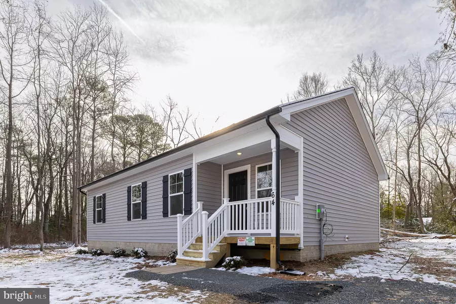 12085 WHITE BARK RD, Ruther Glen, VA 22546