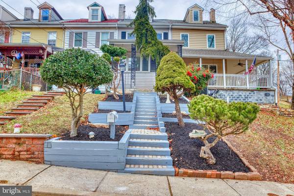 302 BRITTMORE AVE, Conshohocken, PA 19428