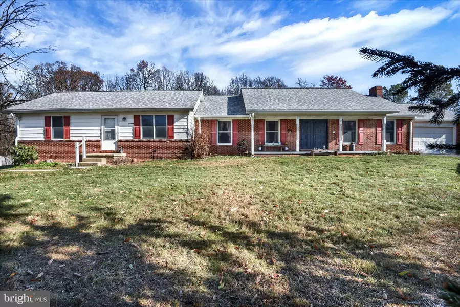 3240 FARM LN, Manchester, MD 21102