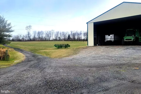 Tracys Landing, MD 20779,122 VALLEY VIEW FARM LN