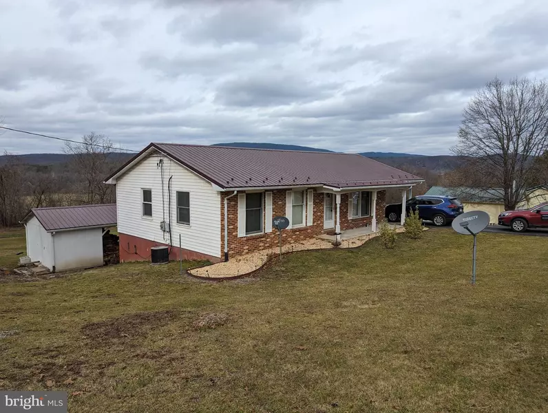 336 BETHEL RD, Paw Paw, WV 25434