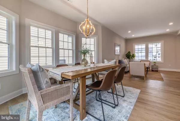 105 SACRAMENTO AVE N, Ventnor City, NJ 08406