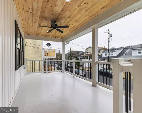 105 SACRAMENTO AVE N, Ventnor City, NJ 08406