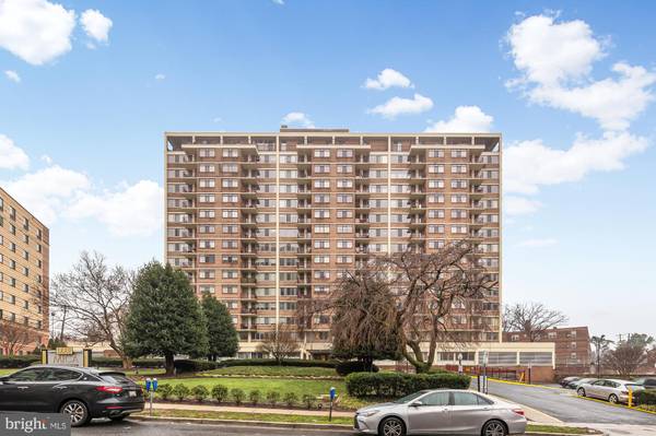 1220 BLAIR MILL RD #1402, Silver Spring, MD 20910