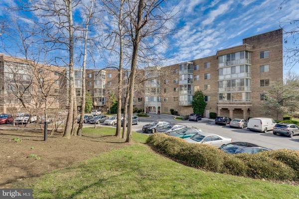 2900 N LEISURE WORLD BLVD #307, Silver Spring, MD 20906