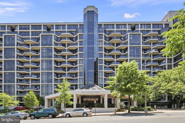 Arlington, VA 22209,1530 KEY BLVD #810