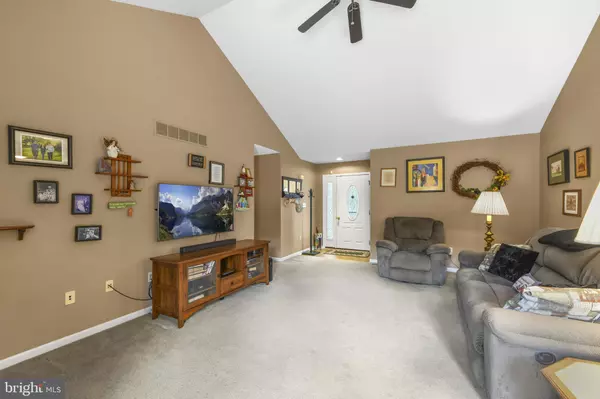 Reading, PA 19606,4910 GREEN TREE RD