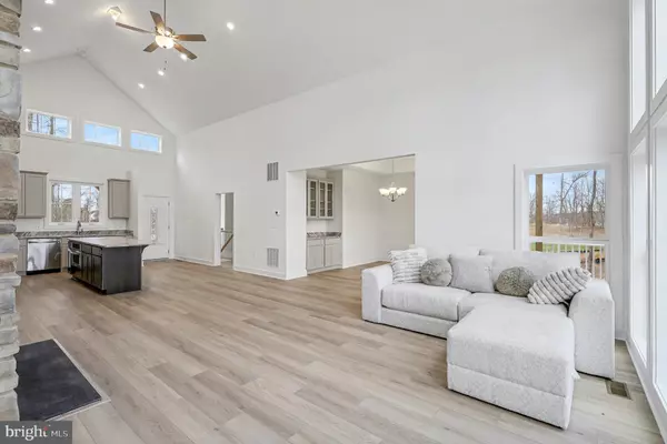 Gainesville, VA 20155,15661 SUNSHINE RIDGE LN