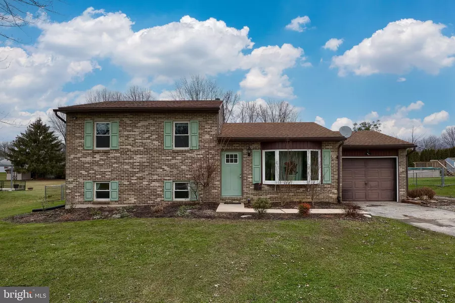 1641 VALLEY VISTA DR, York, PA 17406