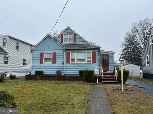 335 SYLVAN AVE, Gloucester City, NJ 08030