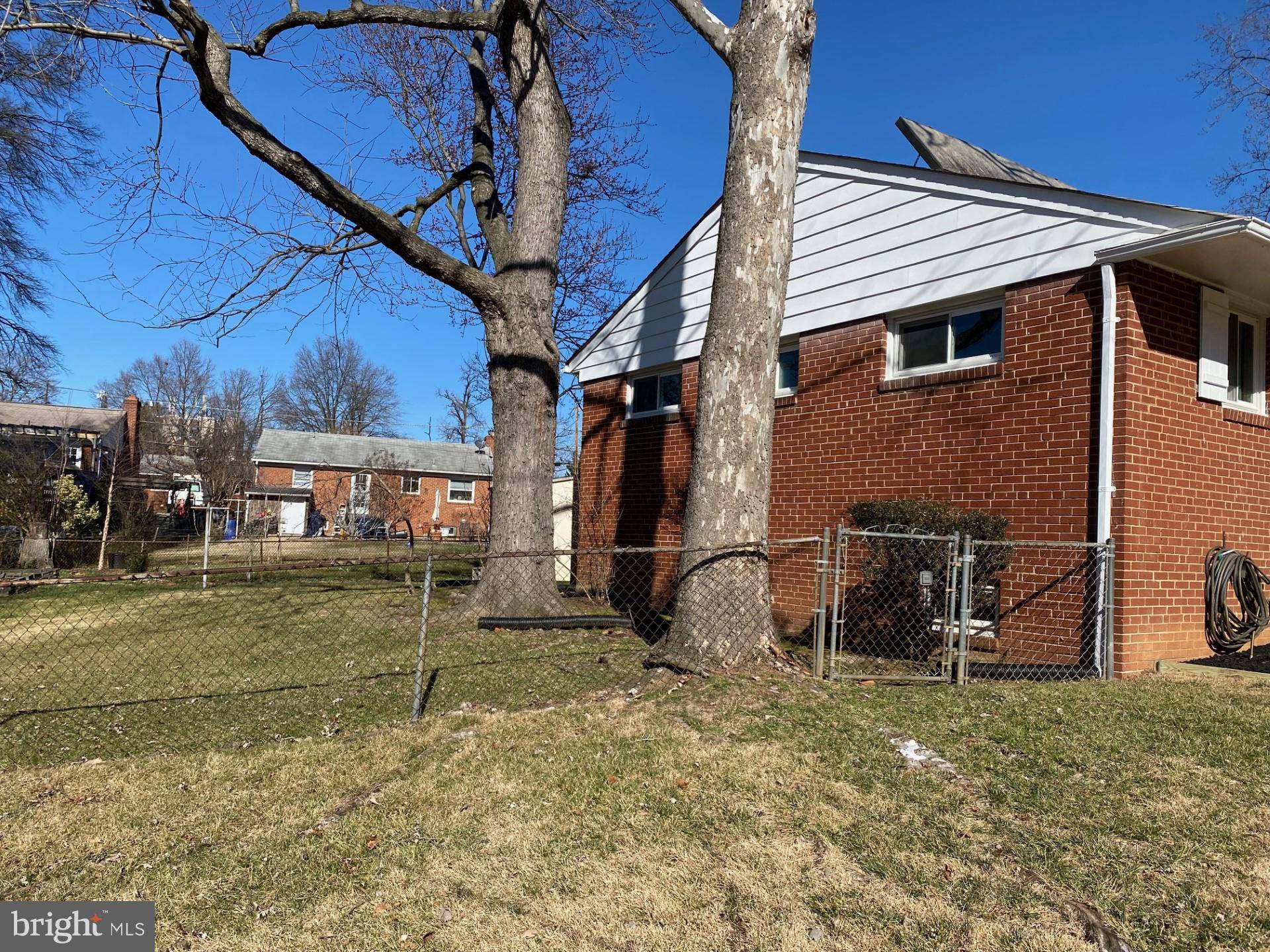 Berwyn Heights, MD 20740,6216 SEMINOLE PL