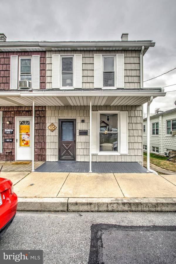 Elizabethtown, PA 17022,104 E WASHINGTON ST