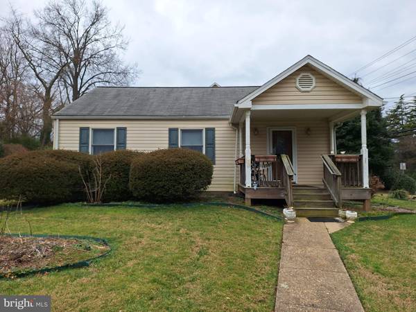 1830 GRIFFITH RD, Falls Church, VA 22043