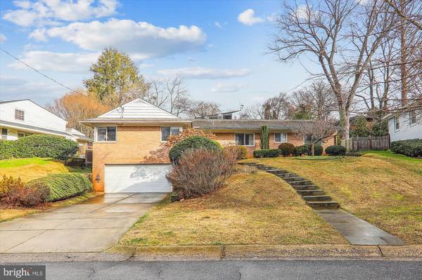 6125 OVERLEA RD, Bethesda, MD 20816