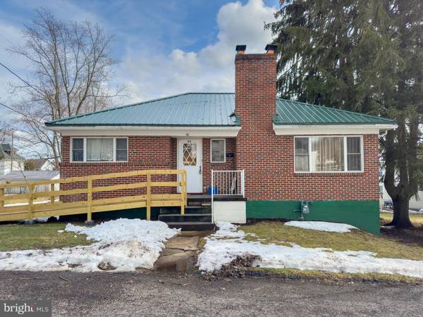 40 LOCUST ST, Frostburg, MD 21532