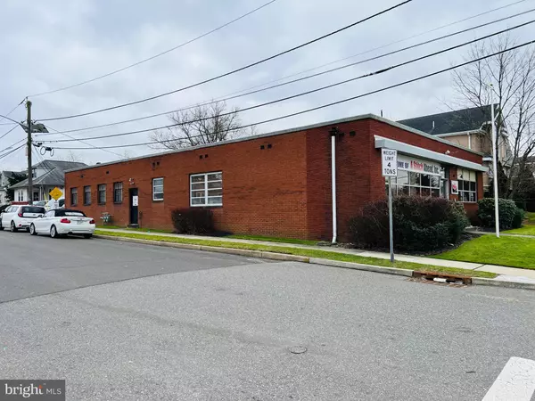 Trenton, NJ 08648,1770 BRUNSWICK PIKE
