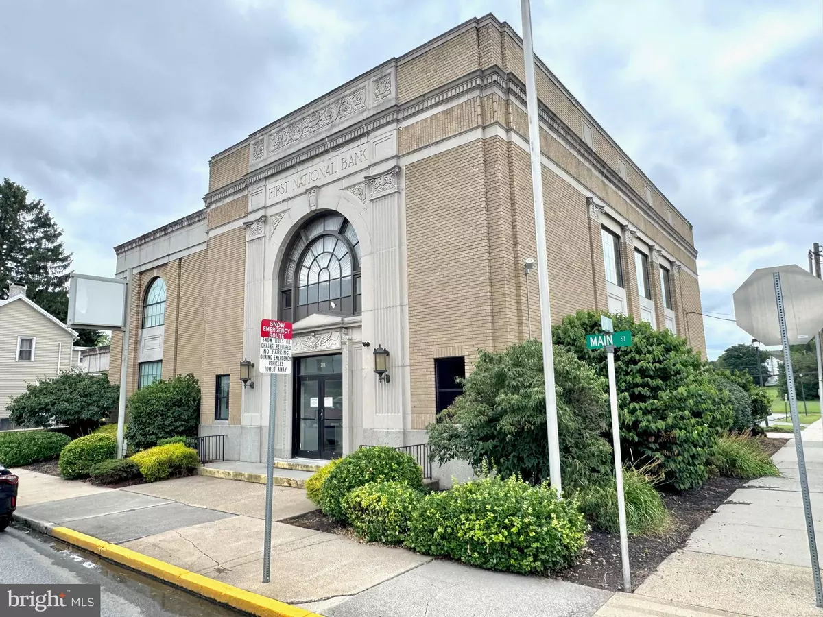 Bernville, PA 19506,201 N MAIN ST