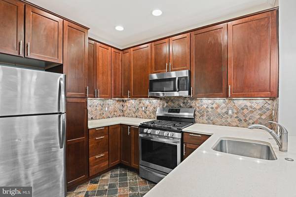 12905 ALTON SQ #101, Herndon, VA 20170