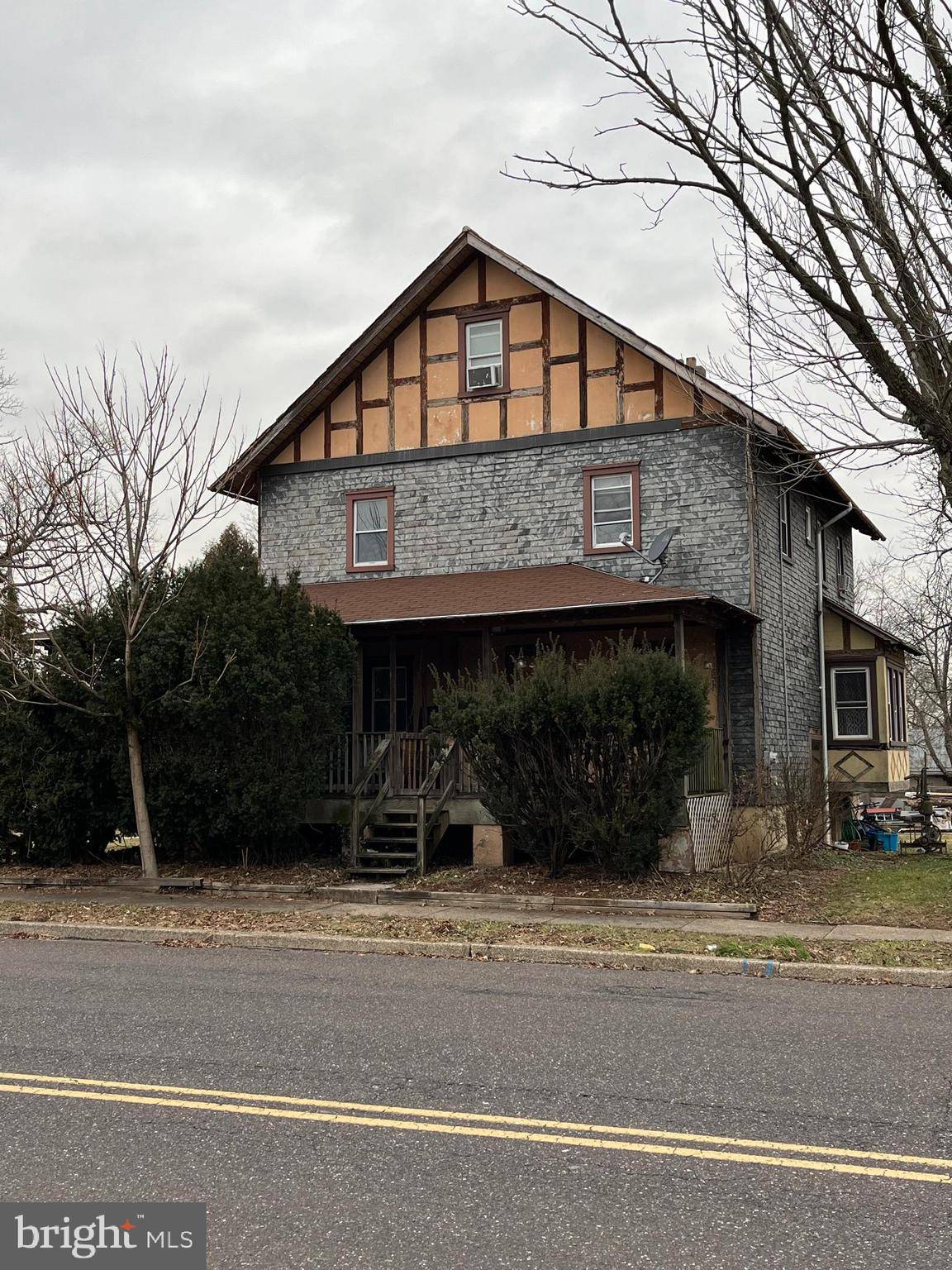 706 FAIRGROUNDS RD, Hatfield, PA 19440