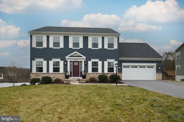 305 FLORENCE WAY, State College, PA 16801