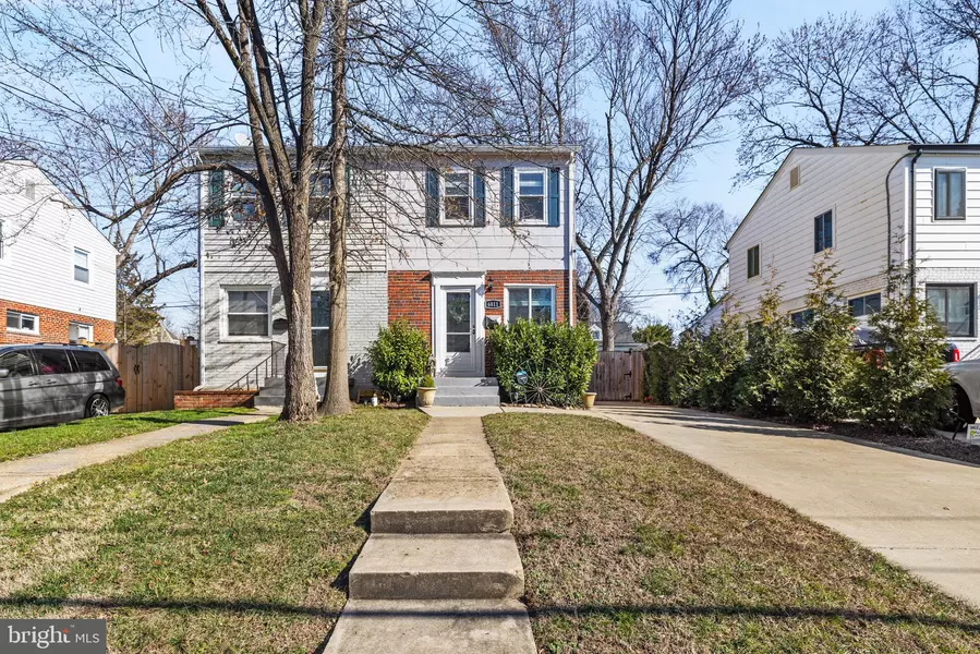 6811 RADCLIFFE DR, Alexandria, VA 22307