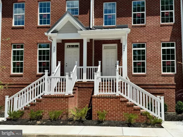 300 DIXON ST #204, Easton, MD 21601