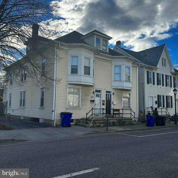 211-213 E WASHINGTON ST, Hagerstown, MD 21740