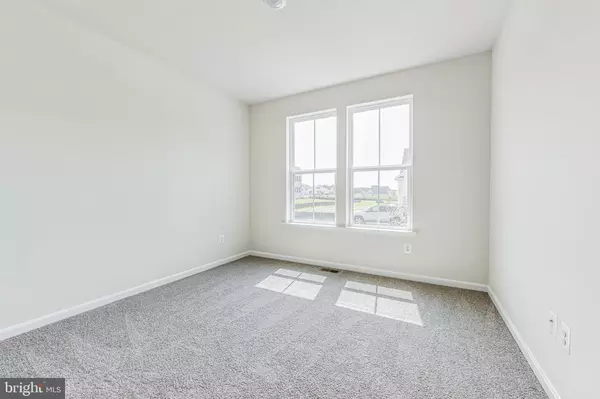 Lewes, DE 19958,23052 GOLDEN OAK DR